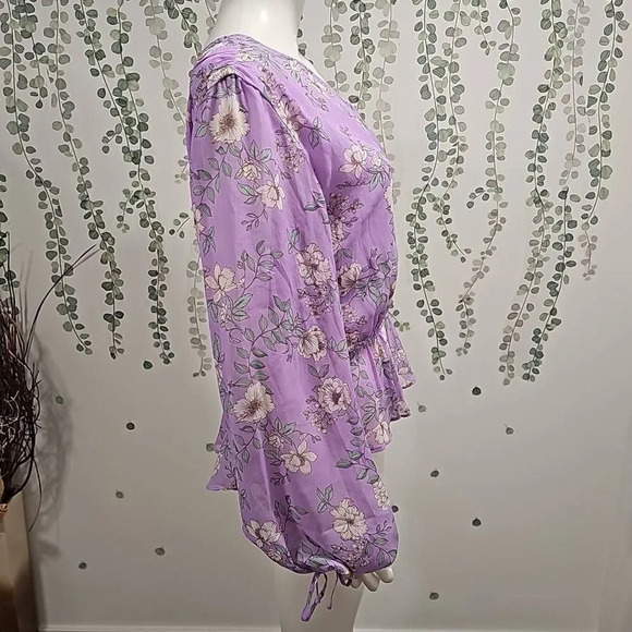 NWOT VICI FLORAL PRINT ONE SHOULDER PEPLUM TOP IN PURPLE MULTI Sz L - Picture 9 of 13